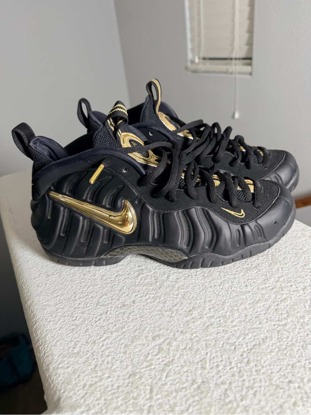 Nike Air Foamposite Pro "Metallic Gold Immaculate condition size9.5